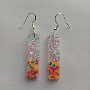 5/$50 Confetti resin bar earrings